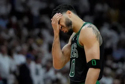 Miami demolió a Boston con una actuación récord de Gabe Vincent y puso un pie en las Finales de la NBA