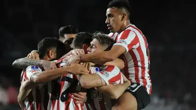 Copa Sudamericana: Estudiantes se juega su futuro ante Barcelona