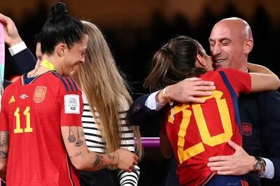 La FIFA abrió un procedimiento disciplinario contra Luis Rubiales