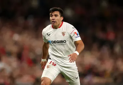 Aston Villa comenzó a negociar con Marcos Acuña