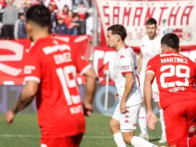 En un cruce de necesitados, Independiente choca con Huracán en Avellaneda