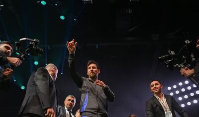 Locura por Lionel Messi en Azerbaiyán: estuvo en un evento y visitó la tumba de un líder político