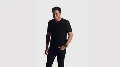 "Como tú y yo" lo nuevo de Chayanne