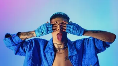 Khea nos regala el videoclip de "Efecto"