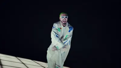 J Balvin, Usher y DJ Khaled colaboran en "Dientes"