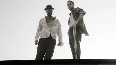 Wos y Residente lanzan el video en vivo de "Problema cabrón"