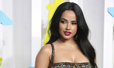Becky G está de estreno con "Boomerang"