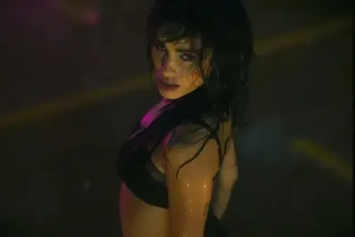 Lali reversiona el clásico del rock nacional "Mil Horas"