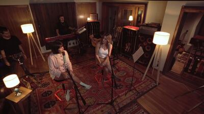 Soledad y Camilú nos advierten: "No Me Frenes"