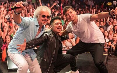 Banda XXI lanza el video de "Que Bonito" en vivo junto a Miguel Alejandro