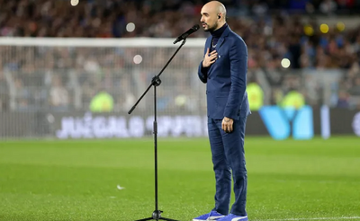 Abel Pintos nos emocionó con su versión el Himno Nacional