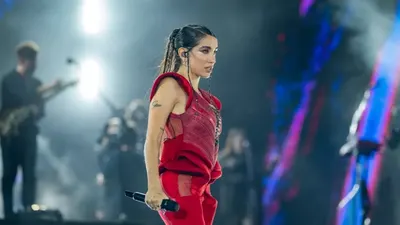 María Becerra y Yandel unen fuerzas en "Sexo Es La Moda"