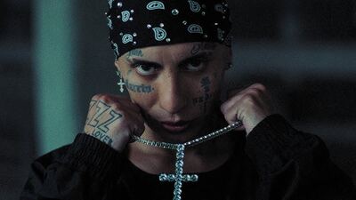 Neo Pistea enciende la escena con "Luna"