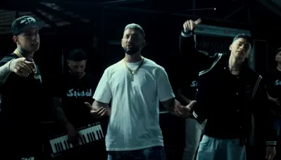 Ecko nos pone a bailar con "Amor de chat (Remix)
