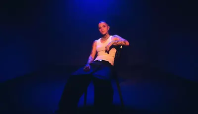 Valen Etchegoyen lanza "Dejavú"