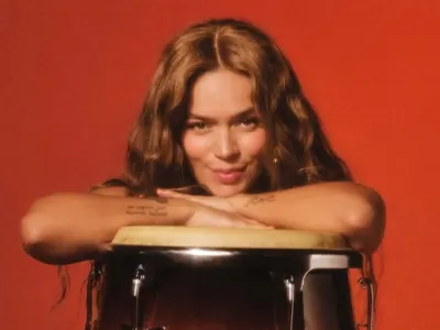 Karol G anuncia la salida de "Tropicoqueta"