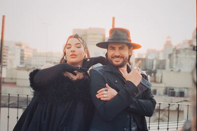 Beto Cuevas presenta "El Duelo" junto a Luz Gaggi