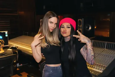 Belinda publica una colaboración con Snow Tha Product