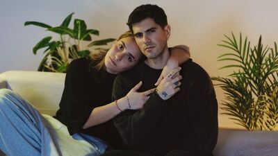 Fer Vázquez y Jaz lanzan la versión acústica de “Coleccionando”