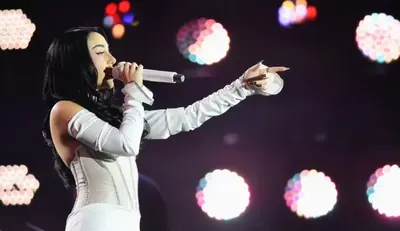 Nicki Nicole brilla con su show sinfónico en Rosario