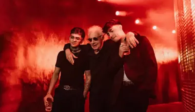 Rusherking vuelve a sus raíces con "Locos"