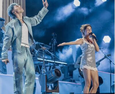 Luck Ra y Mafalda Cardenal estrenan la versión bailable de "Vete a la luna"
