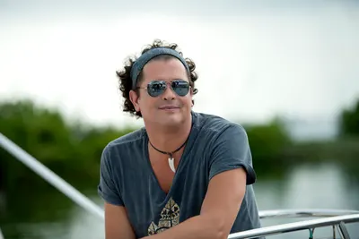 Carlos Vives lanza "Te Dedico"