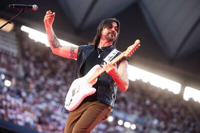 Juanes marcó un hito en "La Velada del Año VI" ante una multitud