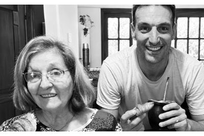 Dolor en el fútbol: murió la madre de Lionel Scaloni