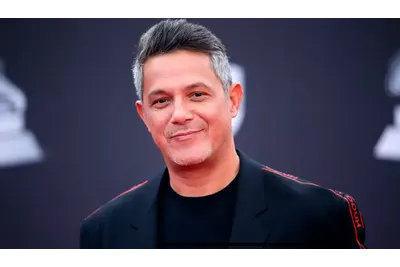Llega a la pantalla "Cuando nadie me ve", la docuserie intimista sobre Alejandro Sanz