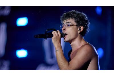 Trueno estrenó el videoclip de "Zombi", rodado en Japón y con un homenaje a Cerati