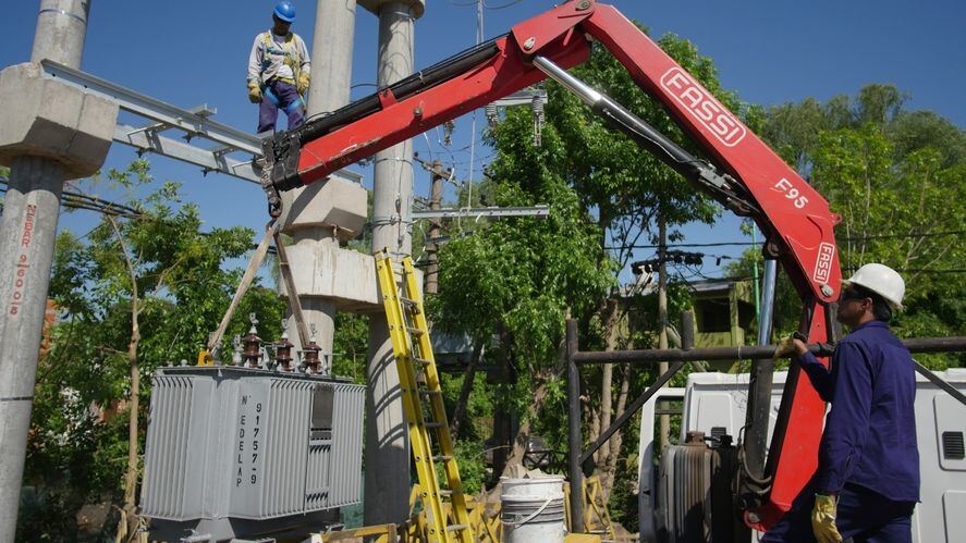 Ensenada: Amplían la red eléctrica de Punta Lara