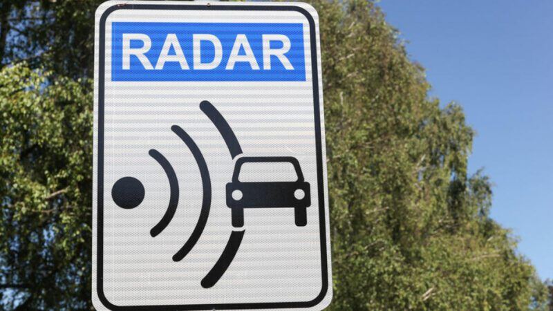 Trenque Lauquen: Instalan un radar de tránsito y foto multas sobre Ruta 5