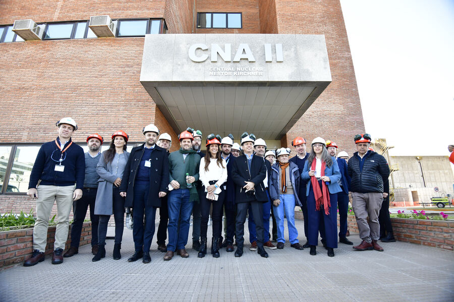 Axel Kicillof recorrió el Complejo Nuclear Atucha y destacó al sector energético