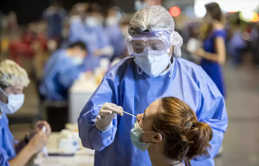 Los casos de coronavirus en Argentina crecieron un 27% en una semana