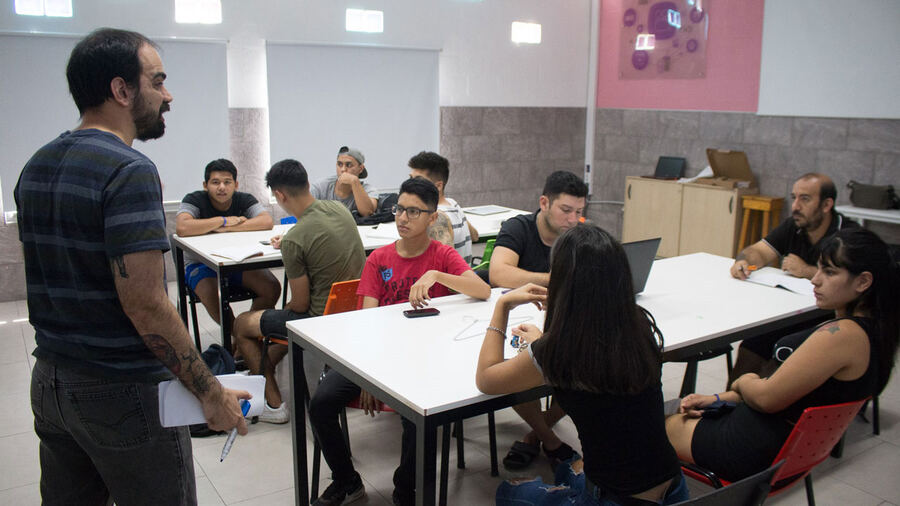 Lanús: La Feria de Empleo reunió a más de 3500 personas