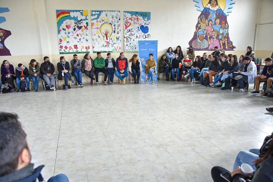 Quilmes: Mayra Mendoza encabezó un encuentro del SEDRONAR sobre adicciones y salud mental