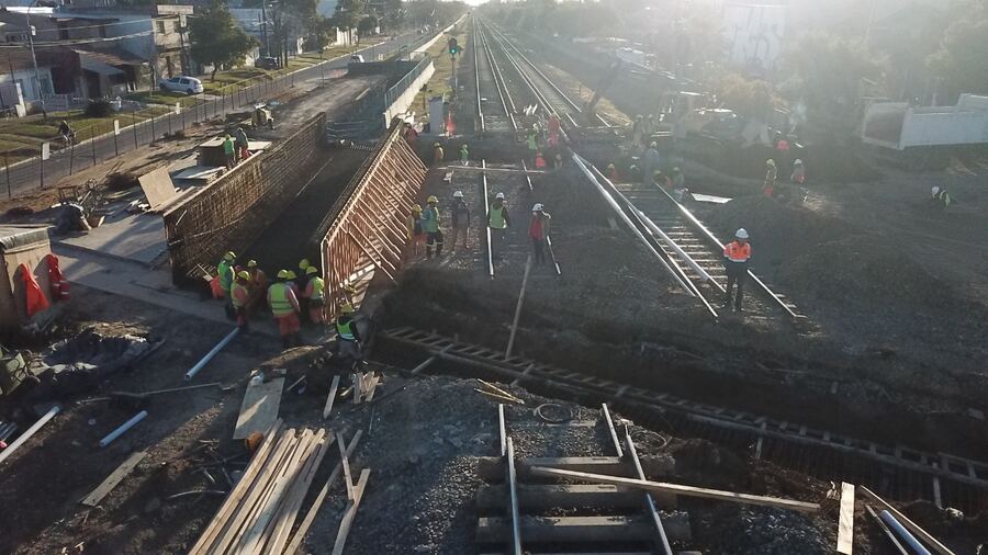 Moreno: Continúan los trabajos en el bajo nivel de Paso del Rey