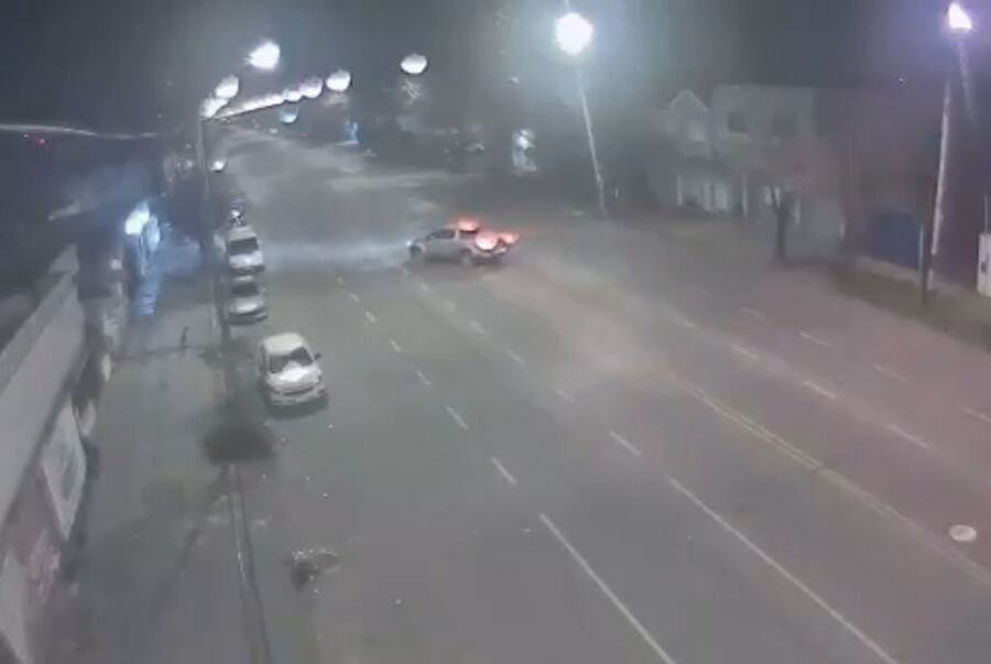Insólito: Chocó en Quequén, se fugó y lo atraparon en Mar del Plata