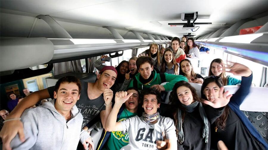 Lanzan una nueva edición de los viajes de egresados gratuitos para alumnos