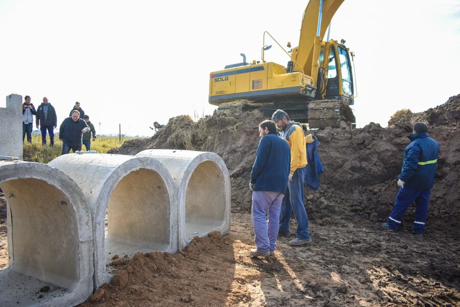 Las Heras: Continúan los trabajos en el nuevo puente del Arroyo Rodríguez