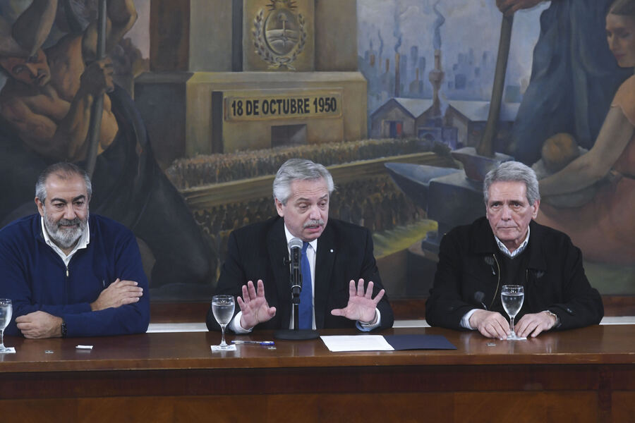 Alberto homenajeó a Perón en la CGT con un acto cargado de liturgia peronista