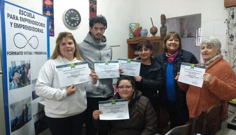 Olavarría: La Escuela de Emprendedores realizó una capacitación sobre costura y confección
