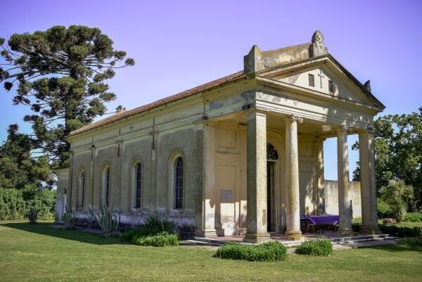 Chascomús: Lanzan el nuevo circuito para conocer el Cementerio San Andrés y la Capilla