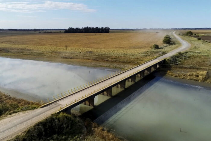 Chascomús: Avanzan los trabajos en caminos rurales de la región