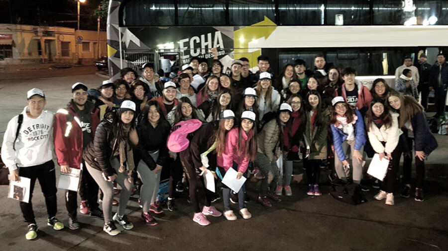 Ya se inscribieron 55 mil jóvenes al programa de viajes de egresados gratuitos