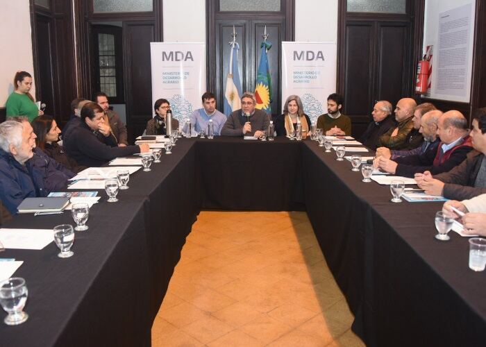 La Provincia presentó el programa "Fomento a la Fruticultura"
