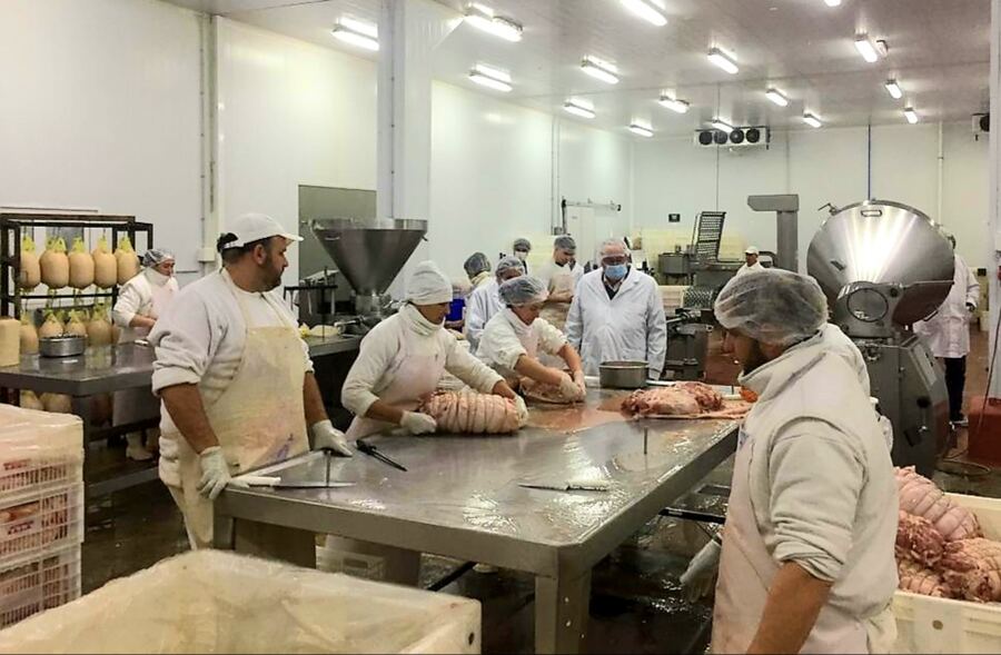 Tandil: Lunghi visitó la planta Las Dinas y destacó el rol productivo de la ciudad