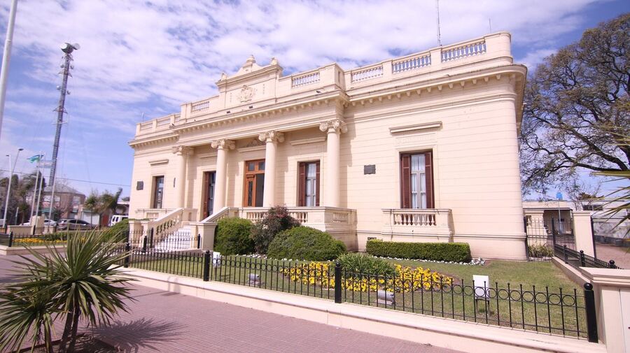 General Pinto: El aumento salarial a municipales alcanza el 85,42% anual