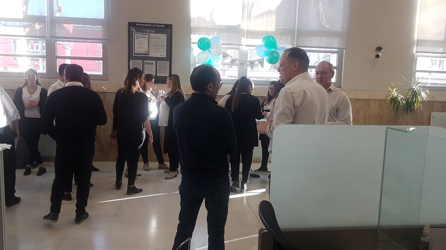 Bolívar: El intendente Pisano acompañó al Banco Provincia en su bicentenario